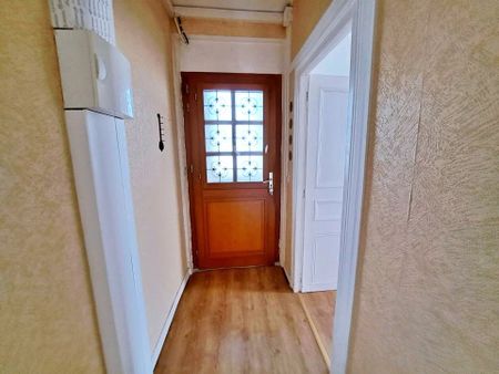 Location Appartement 2 pièces 54 m2 à Ivry-la-Bataille - Photo 3