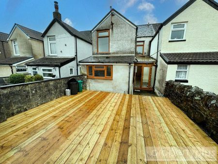 3 bedroom terraced house to rent - Photo 2