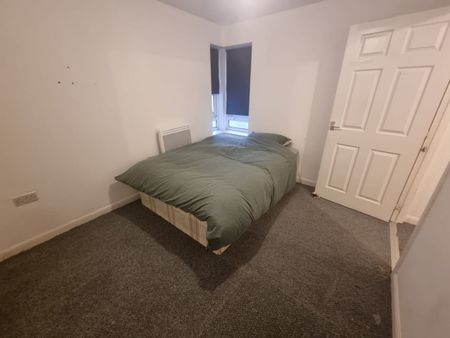 2 Bed Flat, Wellspring Crescent, HA9 - Photo 3