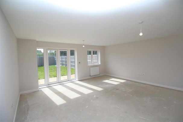 4 bedroom house to rent - Photo 1