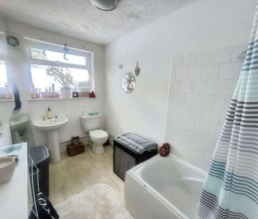 Sutton Road, Kidderminster, DY11 - Photo 1