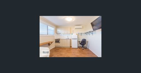 Furnished Studio in Chermside, close to transport - Photo 2