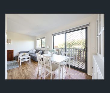 6/27 New Street, Dandenong, Vic 3175 - Photo 3