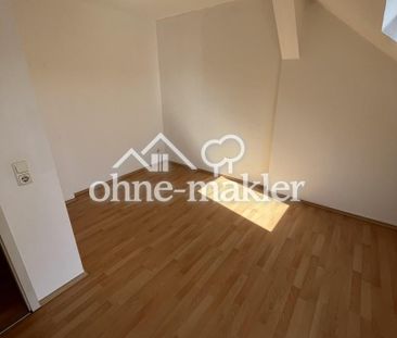 Dachgeschosswohnung mit Balkon und Blick über Zwickau - Foto 2