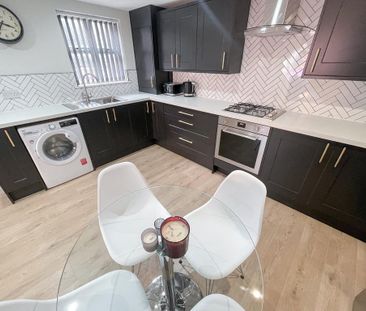 4 bedroom house to rent - Photo 1