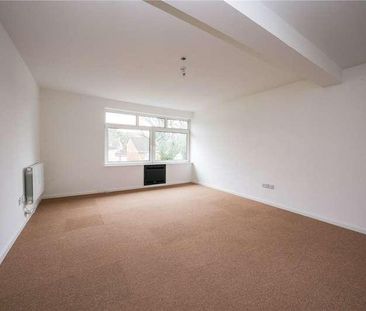 Pine Lodge, Tonbridge Road, Maidstone, ME16 - Photo 6