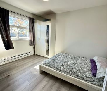 For Lease - 1115 O'connor Drive, Toronto, Ontario - Photo 3