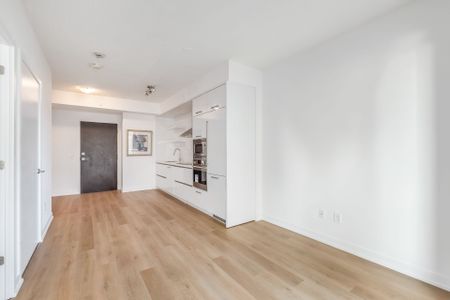 For Lease - 2221 Yonge Street Unit# 804, Toronto, Ontario - Photo 2