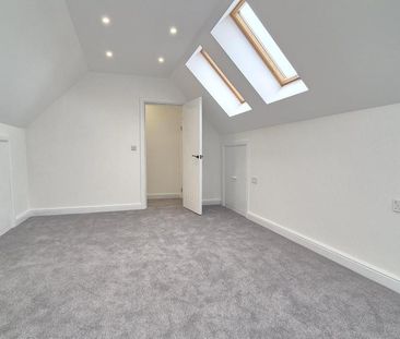 2 bedroom semi-detached house to rent - Photo 2