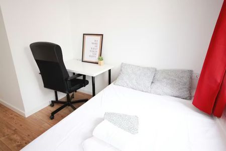 Carrer del Poeta Cabanyes, Barcelona, Catalonia 08004 - Photo 2