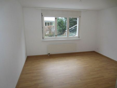 Tolle 3 1/2 Zimmer-Wohnung mit Gartensitzplatz zu vermieten - Photo 3