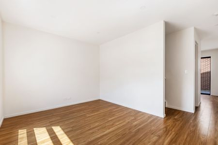 Low maintenance living - Photo 5