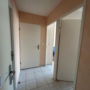 Location Appartement 3 pièces 57m² PERIGUEUX 24000 - Photo 3