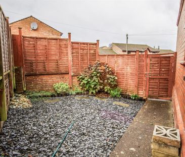 Lower Poole Road, Dursley - Photo 2