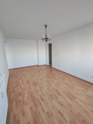 Location Appartement 4 pièces 71m² TOULON 83000 - Photo 1
