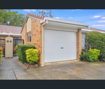 QUALITY VILLA IN TWEED HEADS / GREENBANK - Photo 3