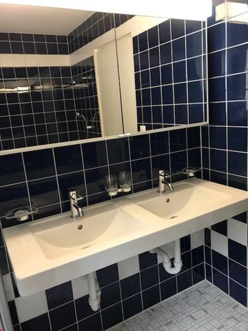 "möbl. Zimmer mit TV, WLAN etc. im Zentrum von Altdorf zu vermieten" - Foto 3