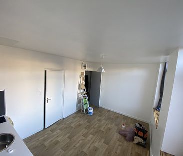 Appartement 2 pièces non meublé de 18m² à Lille - 470€ C.C. - Photo 2