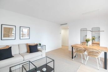 Carrer de Pi i Margall, Badalona, Catalonia 08912