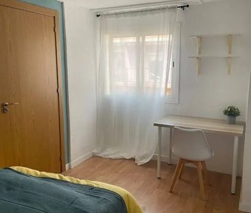 Carrer dAlcanyís, Valencia, Valencian Community 46019 - Photo 3