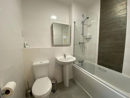 1 bedroom flat to rent - Photo 5