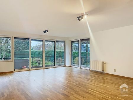 Appartement te huur - Foto 2