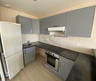 Location Appartement 2 pièces 45m² - Photo 2