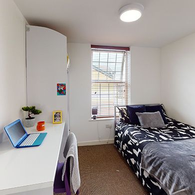8 Garmoyle Road, Wavertree - Photo 1