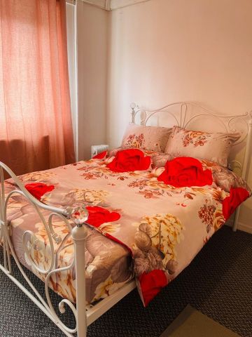 Room in a Shared Flat, Harts Lane, IG11 - Photo 3