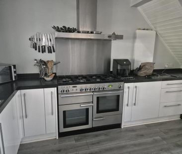 3 bedroom semi-detached house to rent - Photo 6