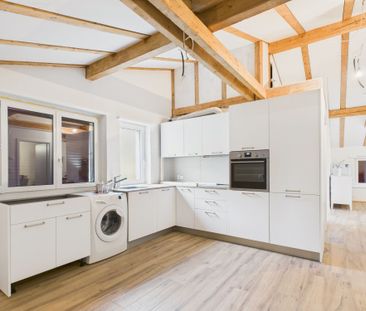 Modern 3.5-room penthouse apartment with beautiful views in charmin... - Foto 5