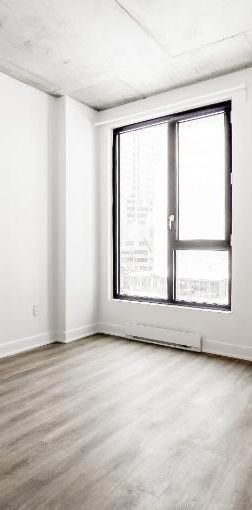 3 1/2 TOUT-INCLUS - MONTREAL QUARTIER DES SPECTACLES - Photo 1