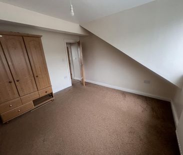 4 bedroom terraced house to rent - Photo 3