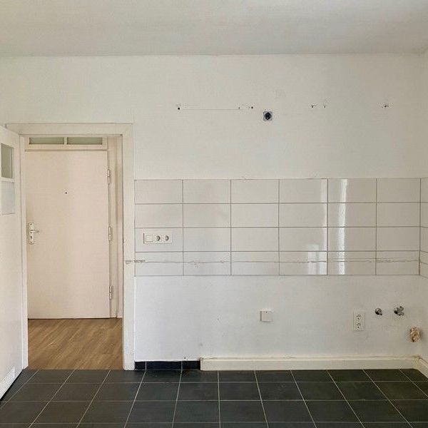 Sanierte 2-Zimmer-Wohnung mit Balkon und Tageslichtbad - Photo 1