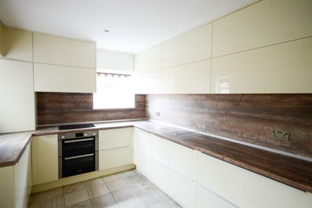 2 bed house to rent in Robert Street, South Shields, NE33 - Photo 4