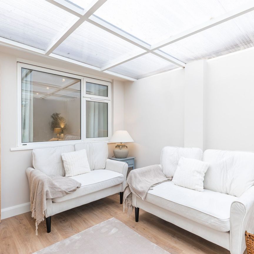 Hunstanton - Photo 1