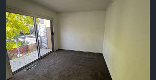 2-Bedroom Gem with Modern Amenities and Ideal Location - Convenient Living at Its Best! - Photo 1