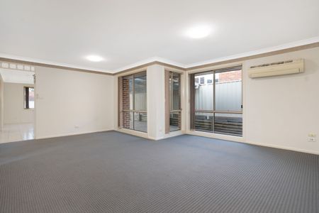 Three Bedroom Family Home - Photo 4