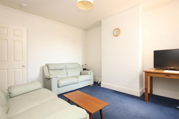 4 bedroom house to rent - Photo 1