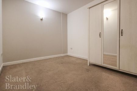 1 bedroom flat to rent - Photo 5
