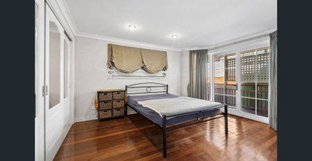 Available For Rent - Riverfront Beauty In Beachmere - Photo 4