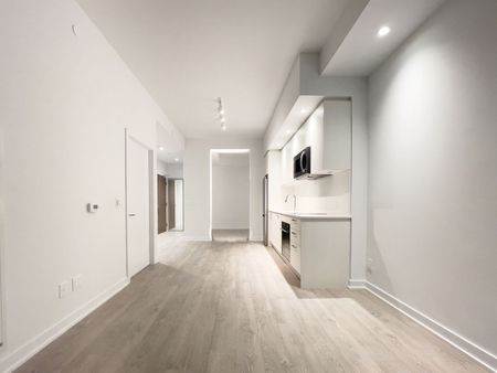 For Lease - 1928 Lakeshore Boulevard Unit# 3208, Toronto, Ontario - Photo 3