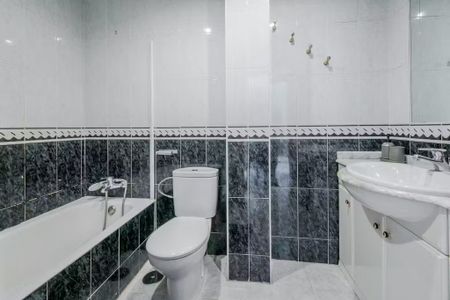 Calle Soldado José María Rey, Madrid, Community of Madrid 28019 - Foto 4