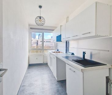 Location Appartement 2 pièces 46m² NANTERRE 92000 - Photo 3