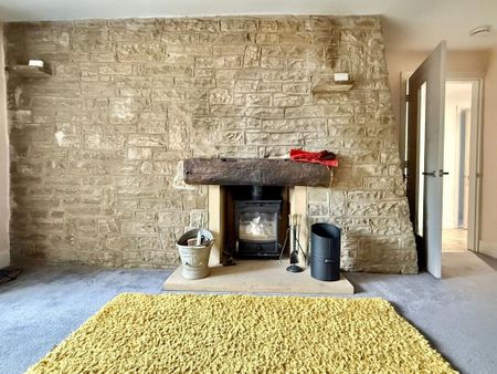 3 bedroom detached house to rent - Photo 3