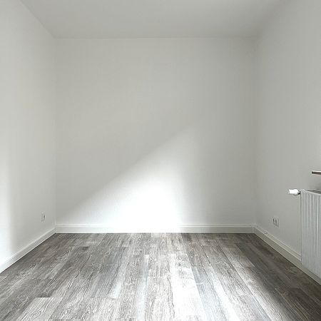 Wir Sanieren für Sie! Gemütliche 2,5 Zimmer Wohnung – Bezugsfertig ab 15.10.2024 - Photo 2