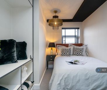 Studio to rent - Photo 4