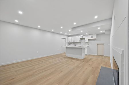 For Lease - 19 Candis - lower level Drive Unit# C, Toronto, Ontario - Photo 4