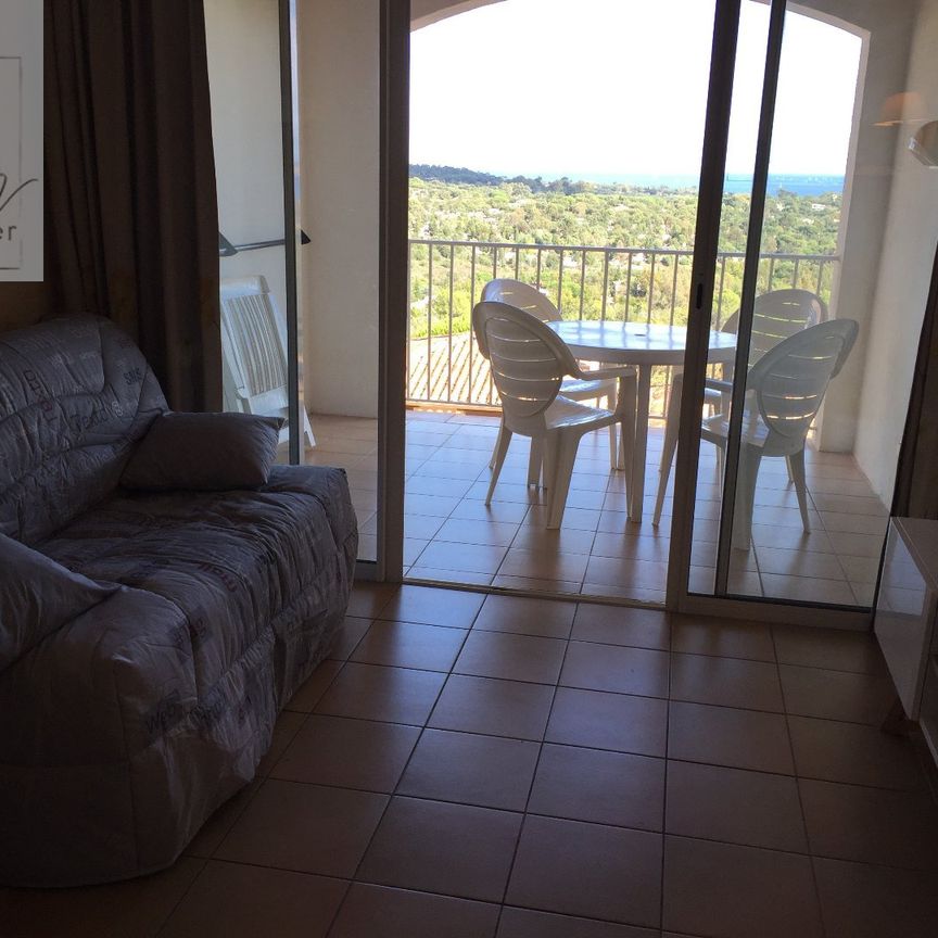 Location Appartement 1 pièce 27m² GRIMAUD 83310 - Photo 1