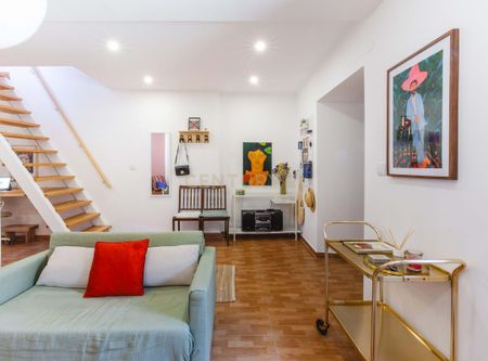 Almada, Setúbal Municipality - Photo 3